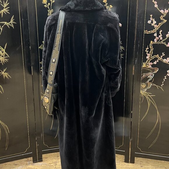 Vintage AJ Gervais Windsor Black Plush Fluffy Full Length Genuine Rabbit Coat - Picture 4 of 12